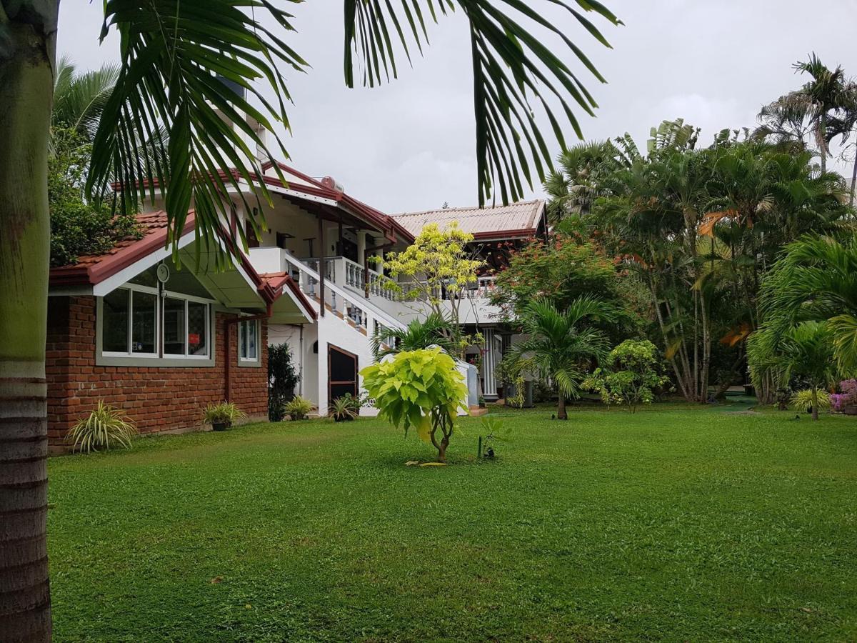 Lioni Holidays Villa Негомбо Екстер'єр фото