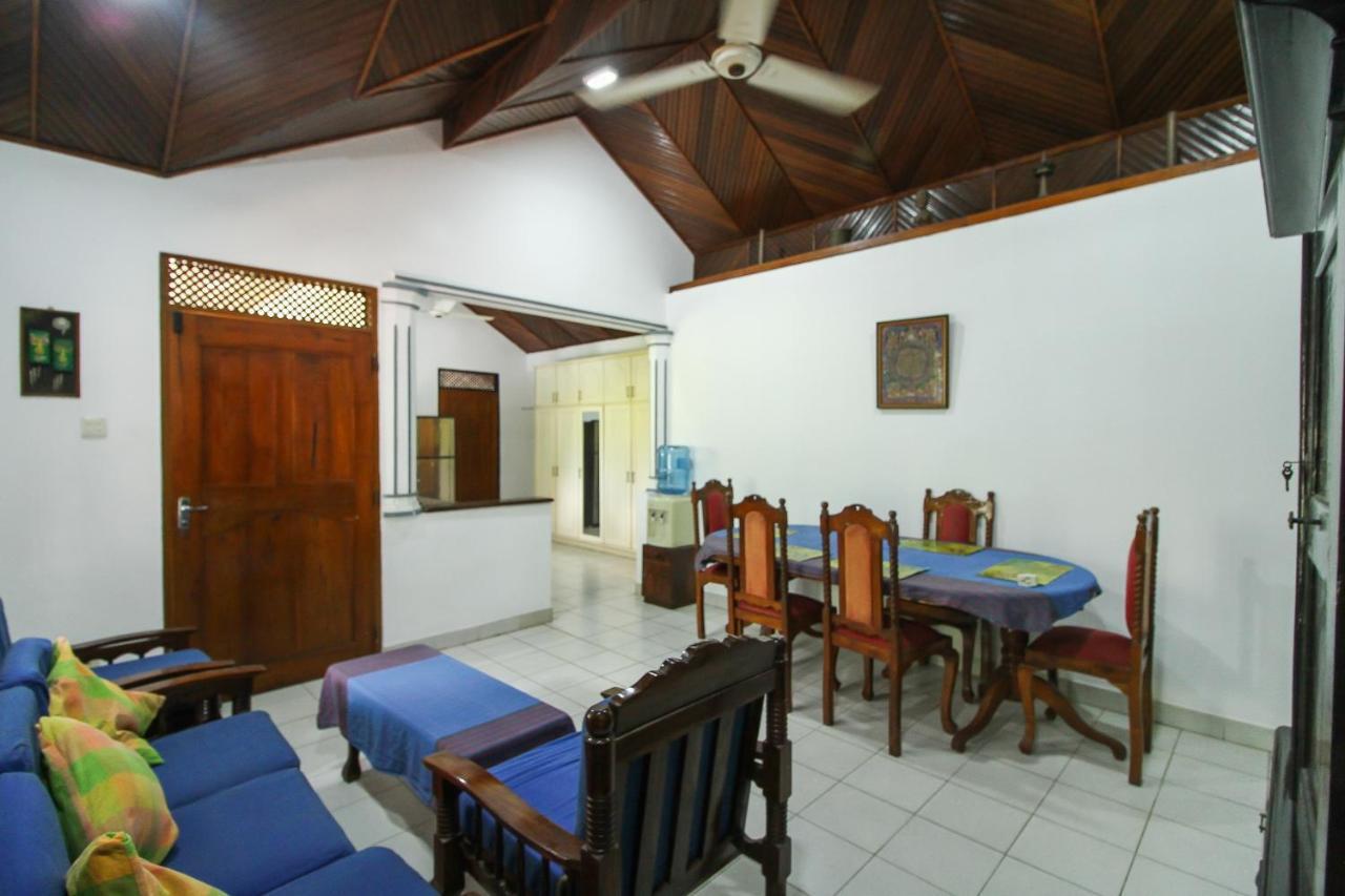 Lioni Holidays Villa Негомбо Екстер'єр фото