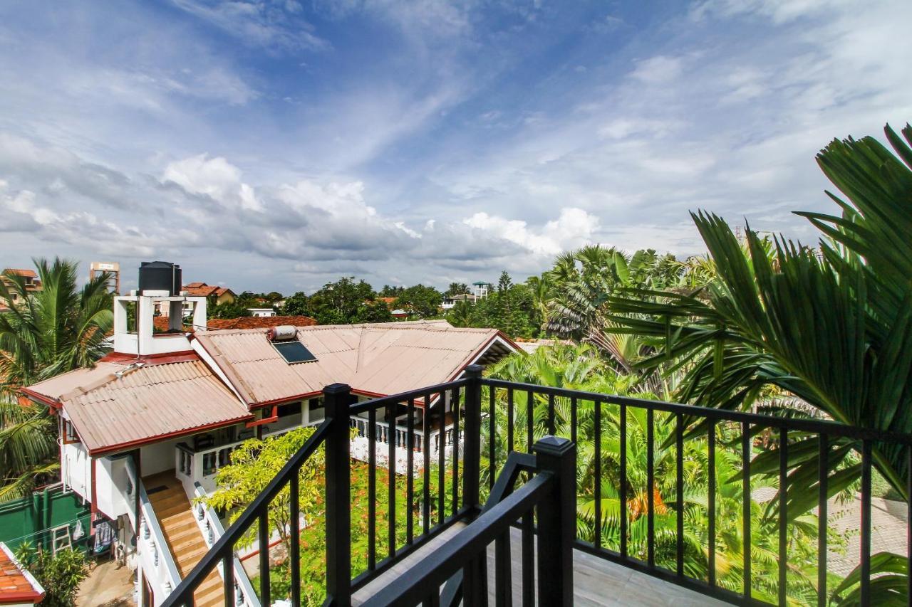 Lioni Holidays Villa Негомбо Екстер'єр фото